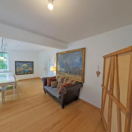 Vakantiehuis Gaestehaus Loreley - Alte Heerstrasse *