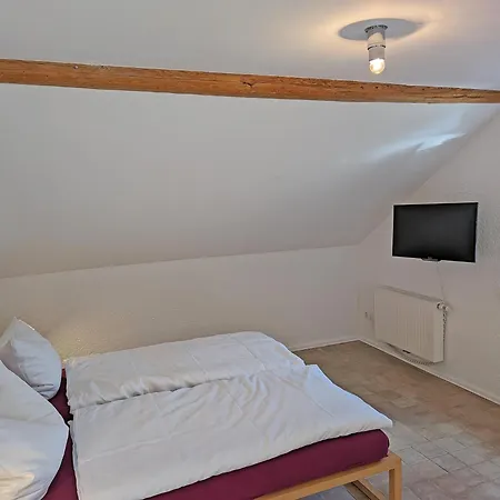 Gaestehaus Loreley - Alte Heerstrasse * Fellen (Rhein-Hunsruck-Kreis)