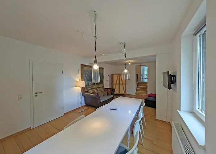 Gaestehaus Loreley - Alte Heerstrasse Fellen (Rhein-Hunsruck-Kreis)